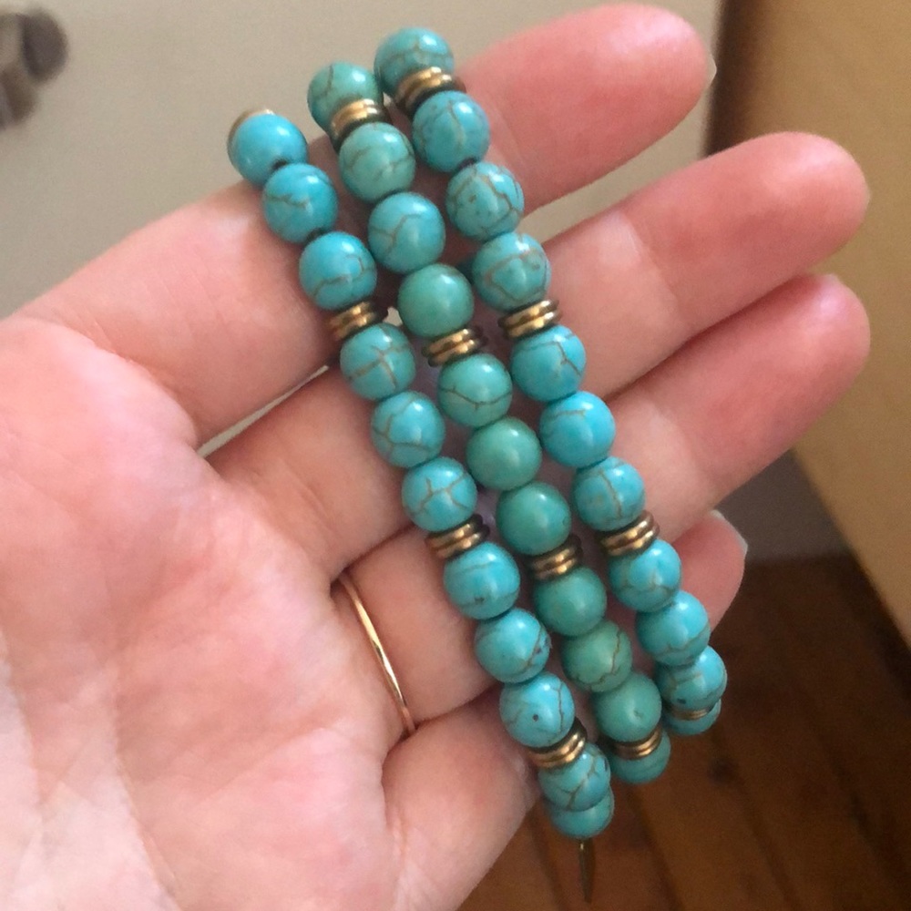 Turquoise elastic beaded bracelet set of three.